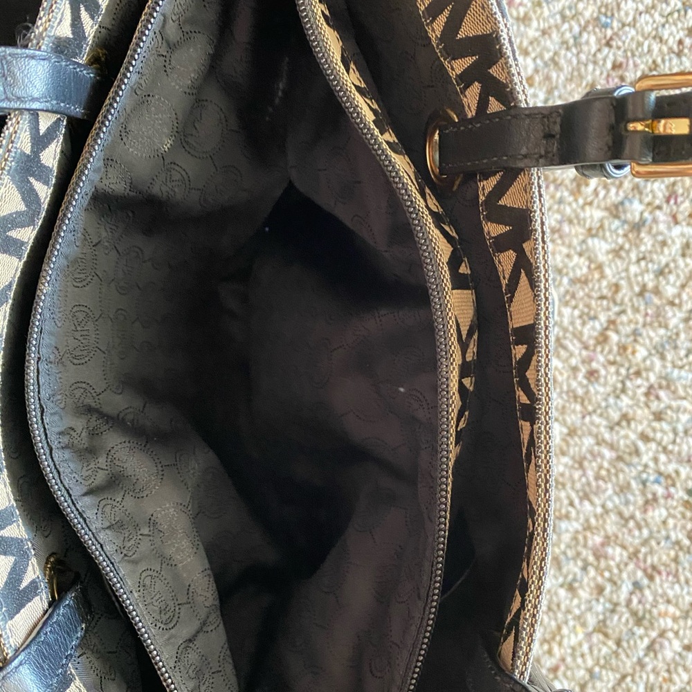 Michael Kors purse / TOTE - Picture 5 of 5